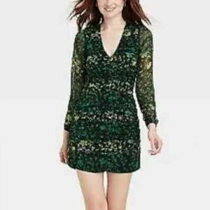 Women's Size L Long Sleeve V-Neck Ruched Front Bodycon Dress  Green Vine #1959